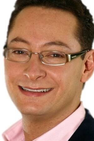 Beto Castillo backdrop