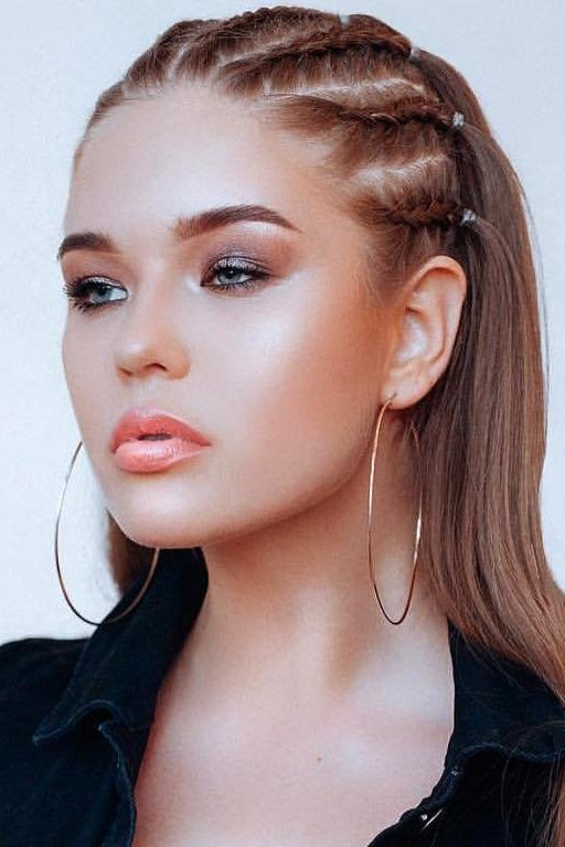 Mila Saifutdinova backdrop