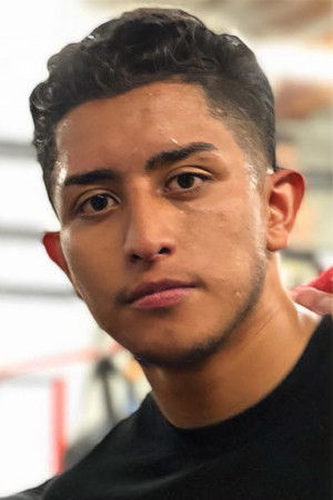 Ricardo Quiroz backdrop