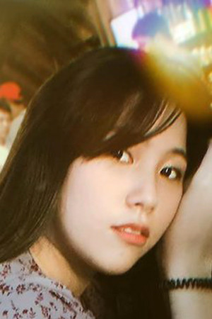 Apichayar Sinithichayanon backdrop