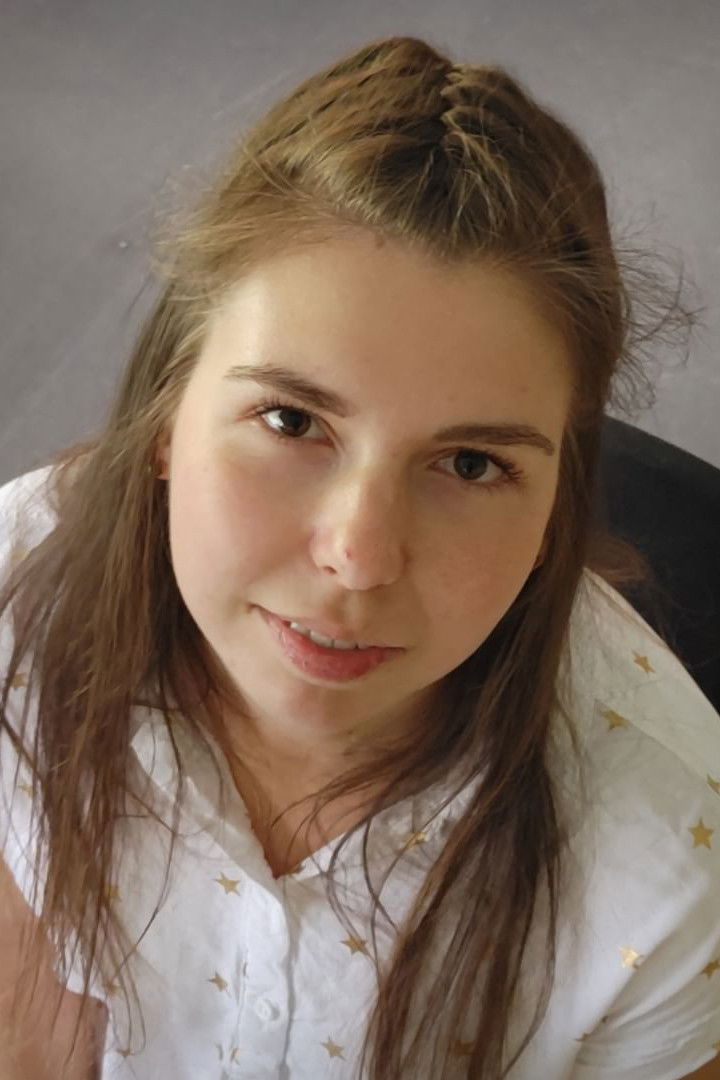 Desiree Paczay backdrop