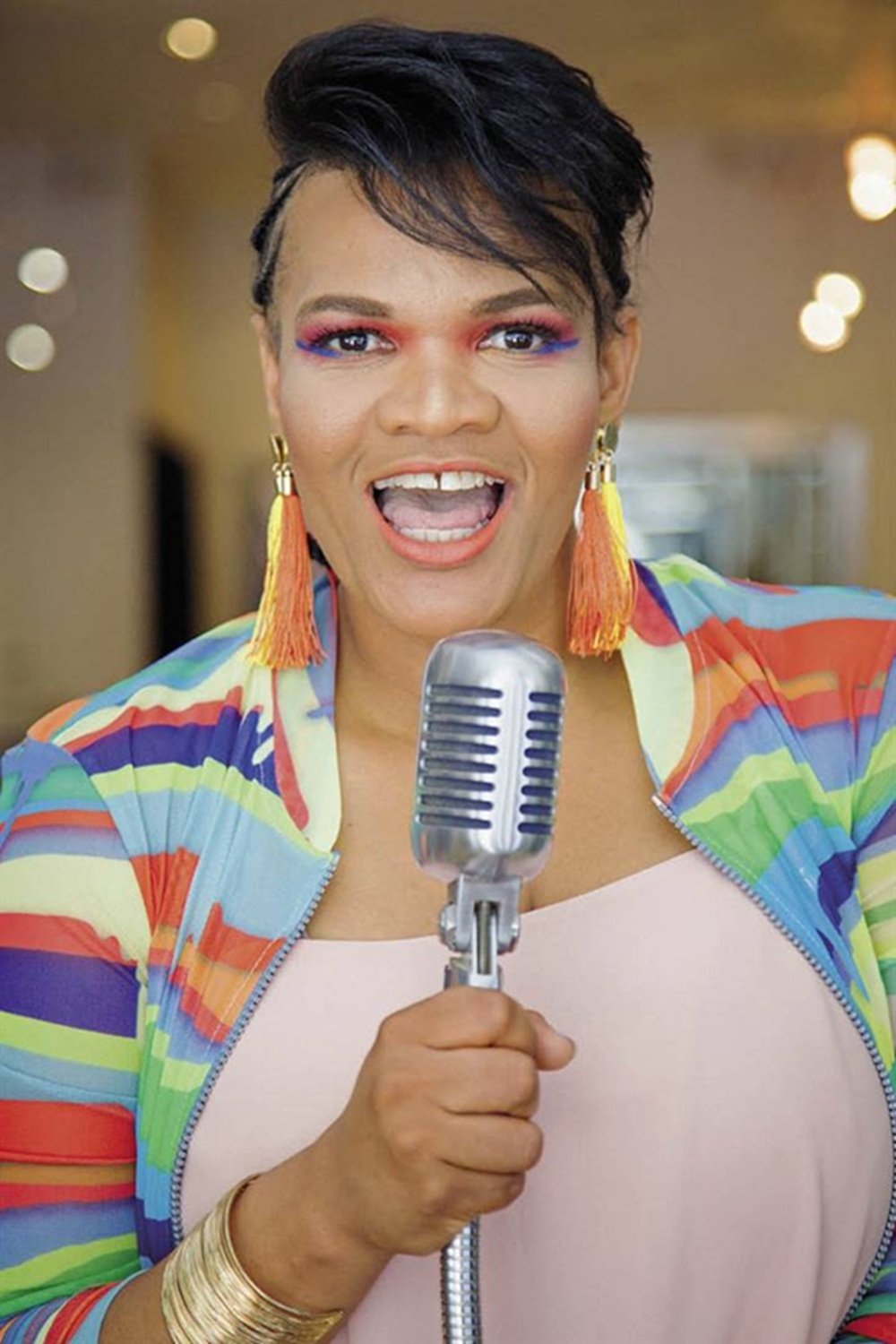 Shimmy Isaacs backdrop