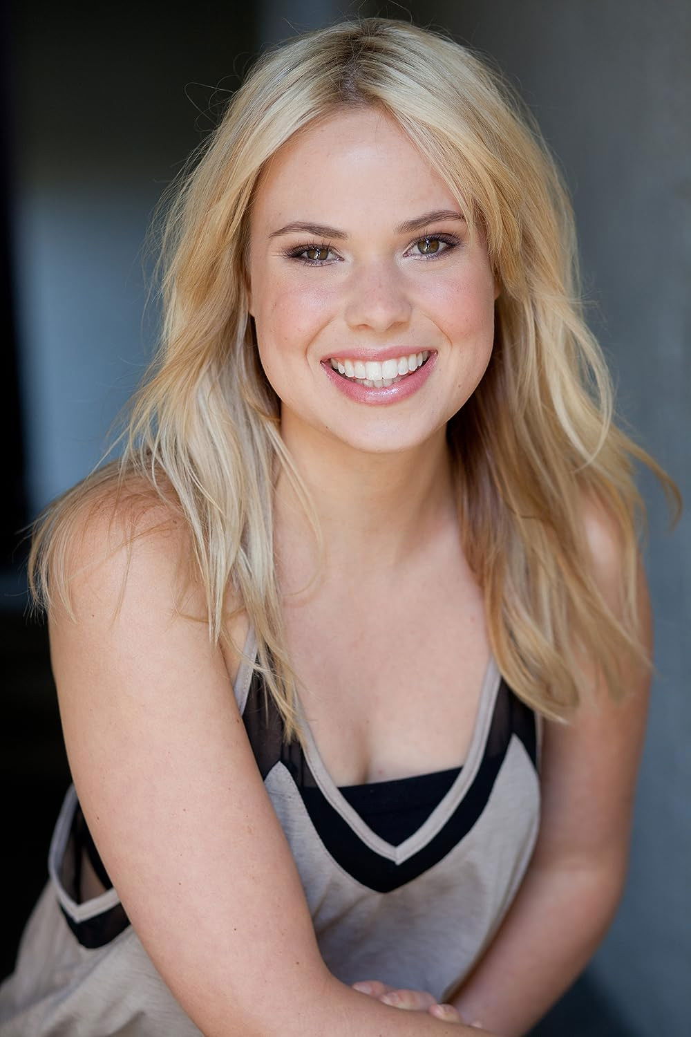 Makenna Timm backdrop