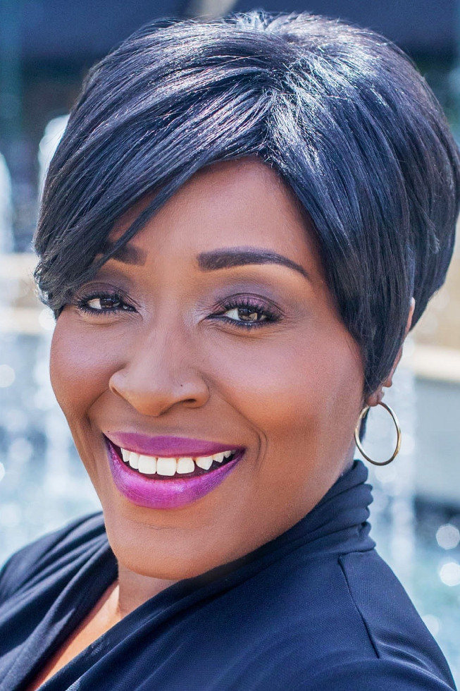 Monanik 'Moe' Dugar backdrop