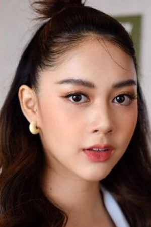 Rutrawee Jeeradechakul backdrop