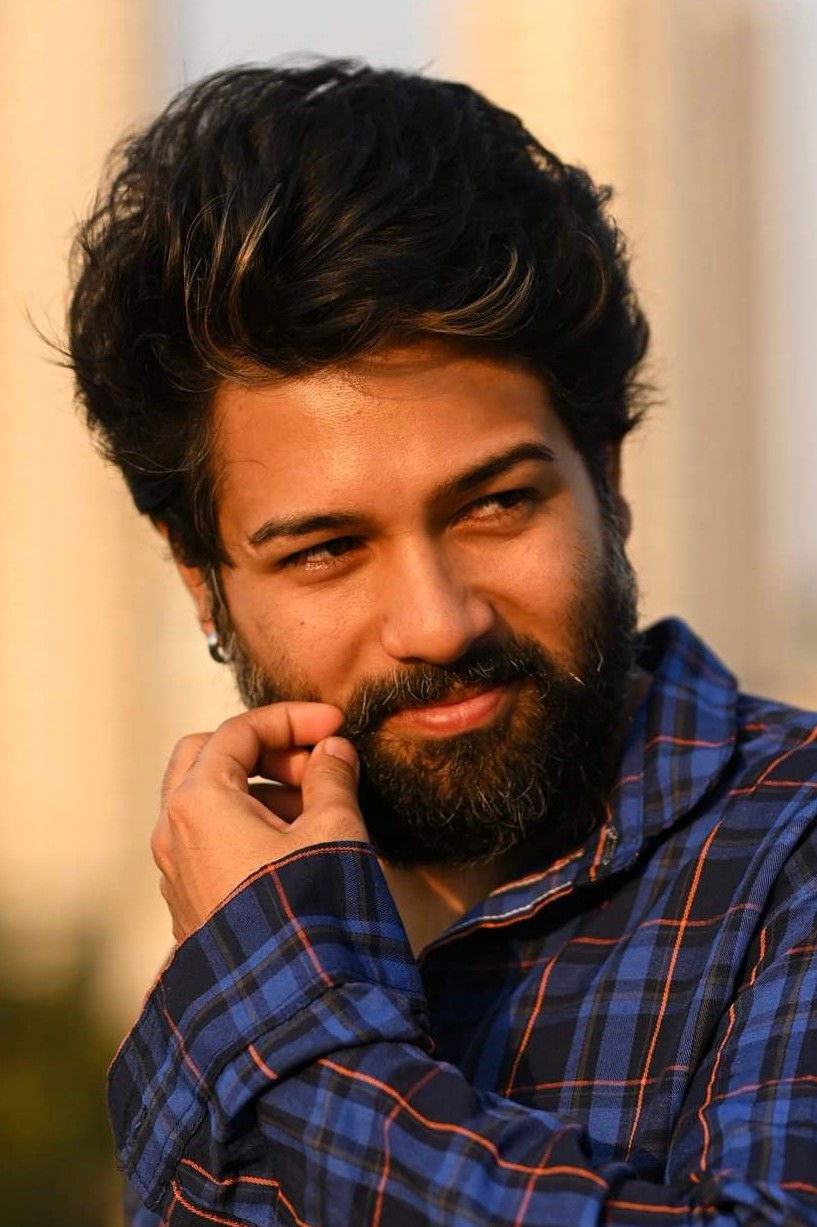 Mrinmoy Das backdrop