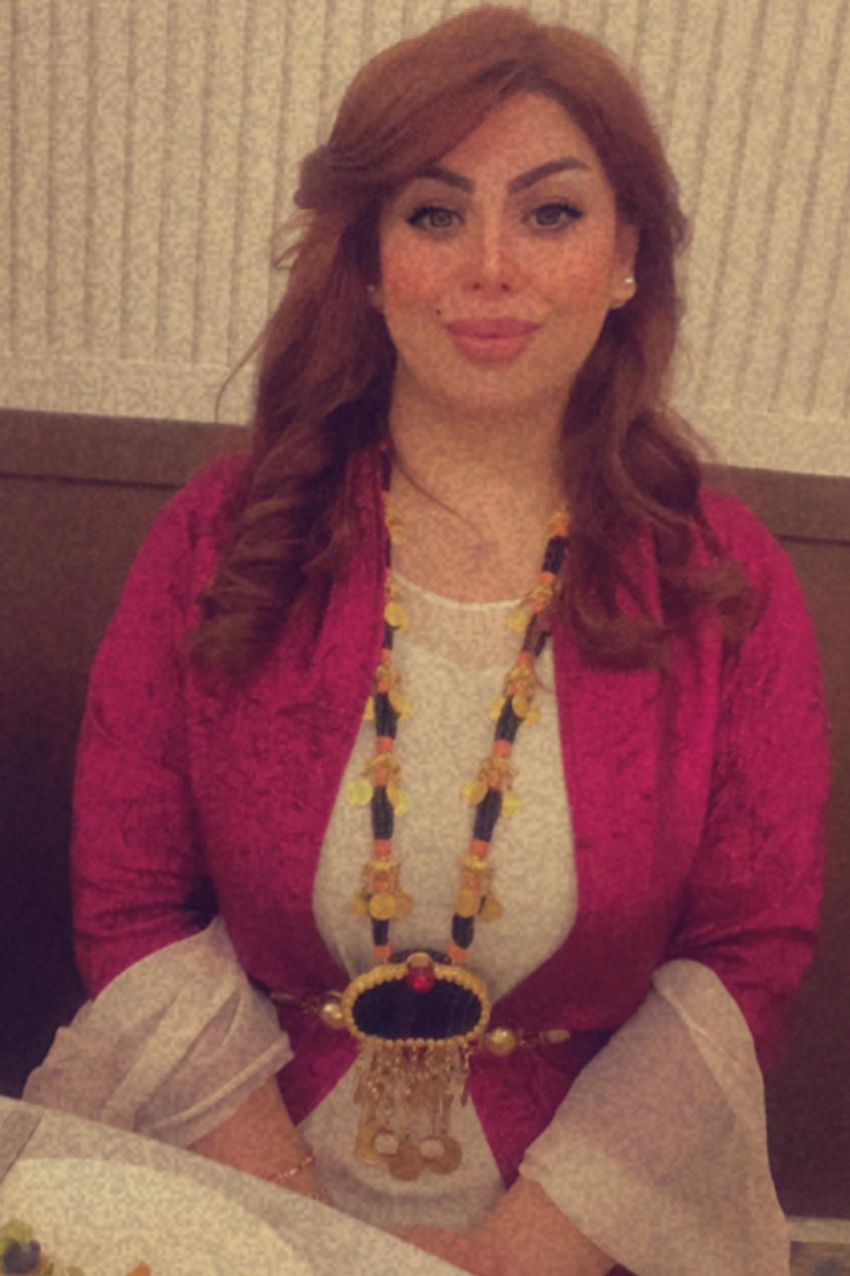 Srusht Kamaran backdrop