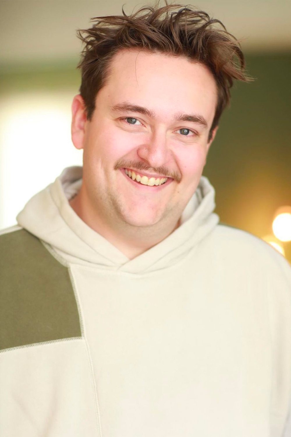 Benjamin Cléry backdrop