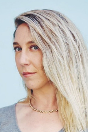 Olivia Curry backdrop