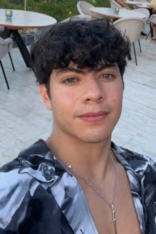 Jovani Jara backdrop