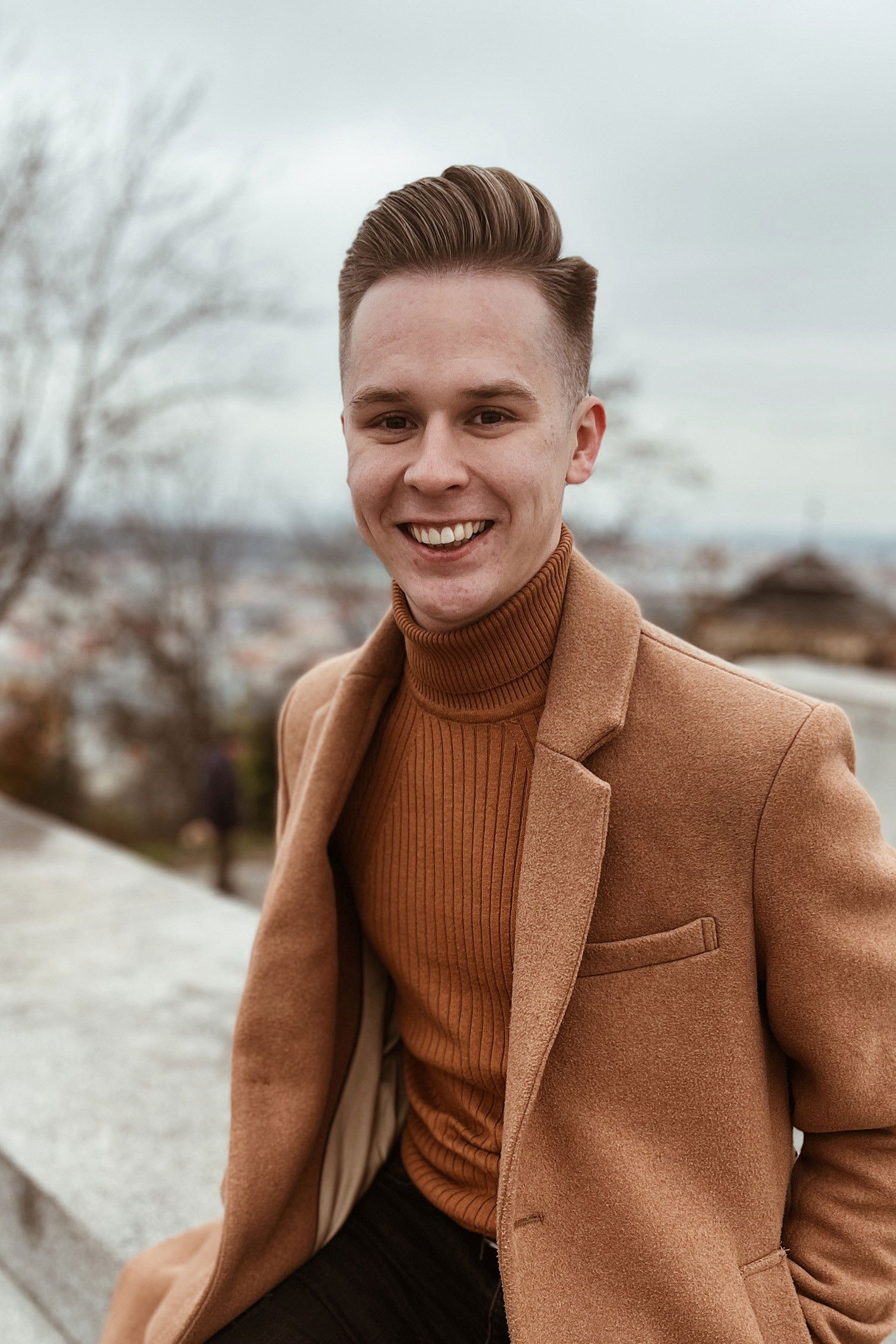 Jakub Tesařík backdrop