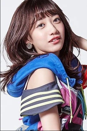 Yuuna Sekine backdrop