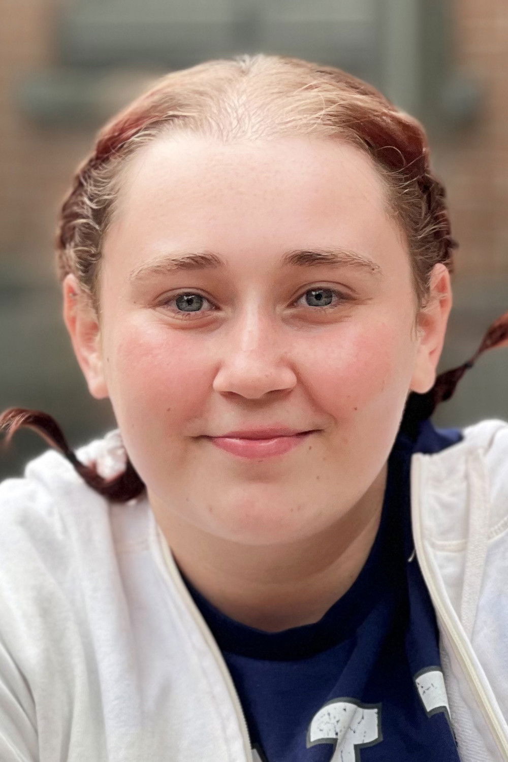 Sasha Deprez backdrop