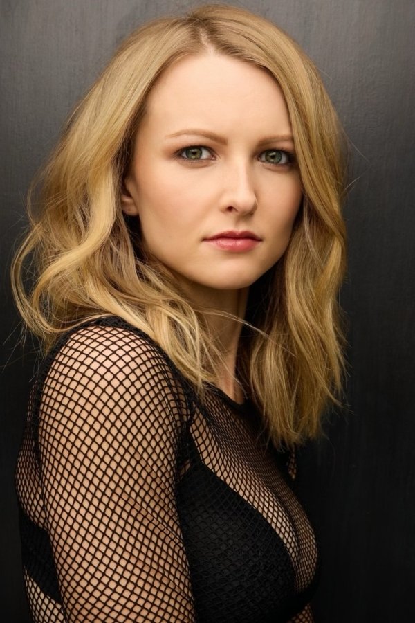 Brianna Ripley backdrop