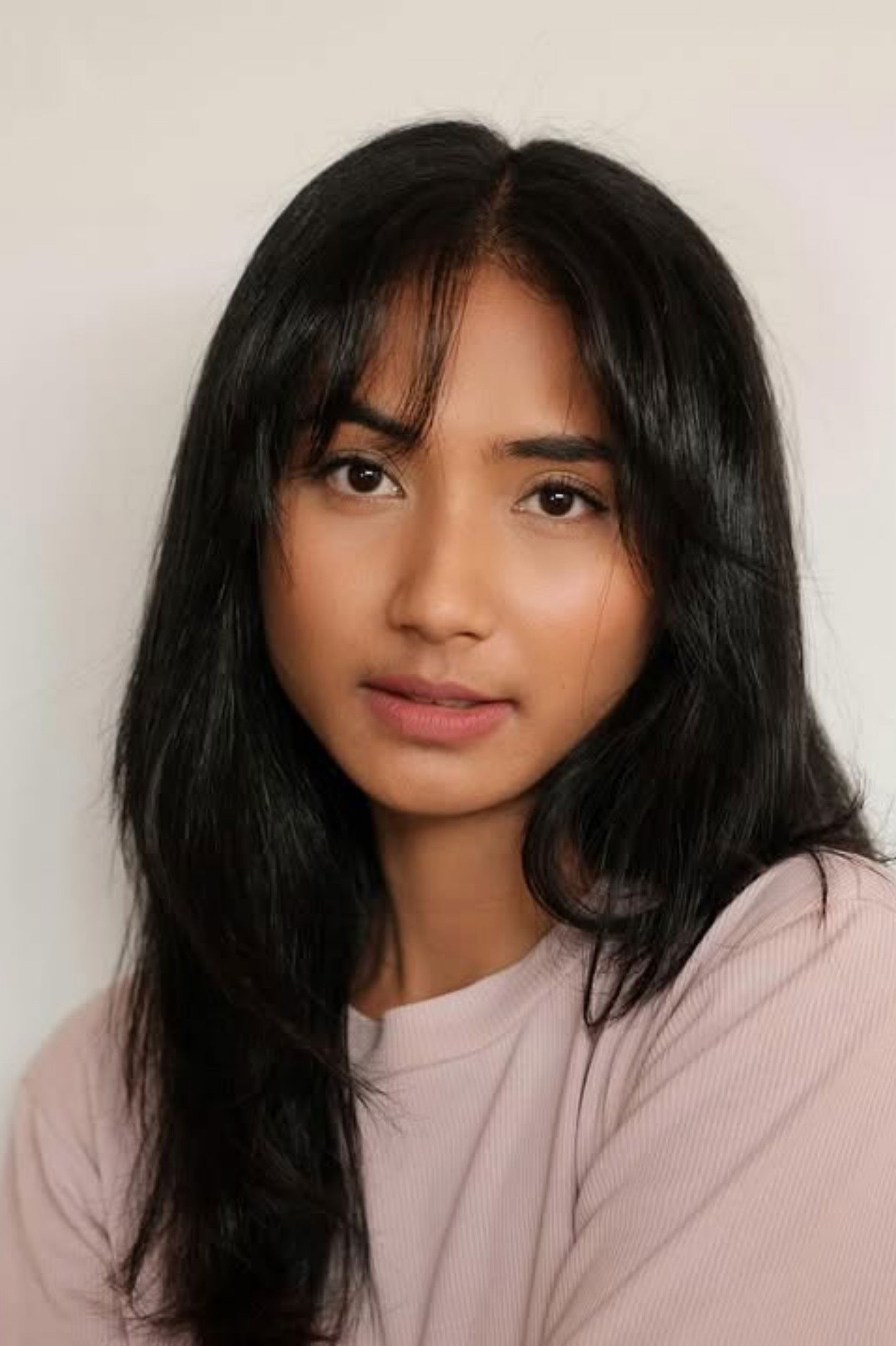 Rhesa Putri backdrop