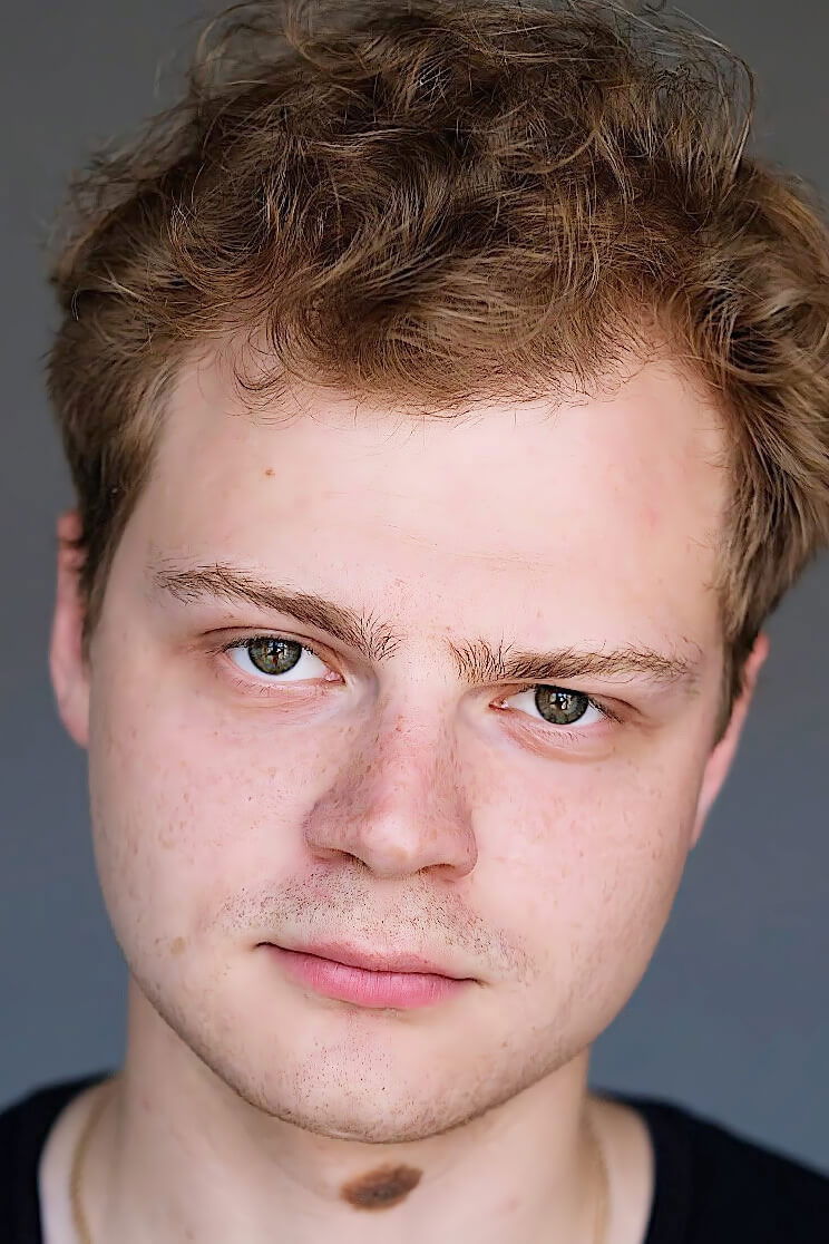 Nikita Grigorev backdrop