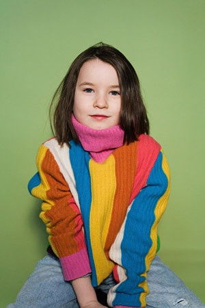 Pola Friedrichs backdrop