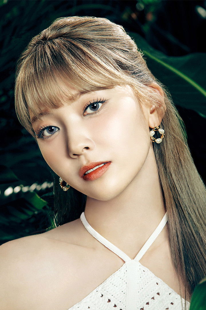 Mayuka Ogou backdrop