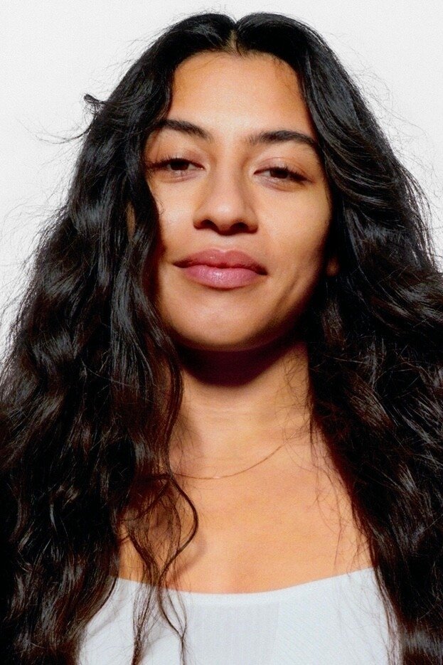 Belen Leroux backdrop