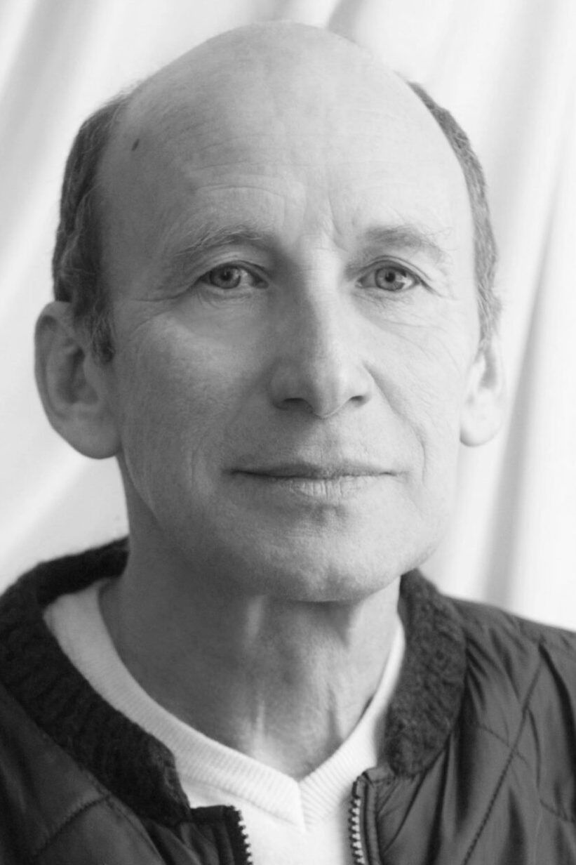 Oleksandr Maksiakov backdrop