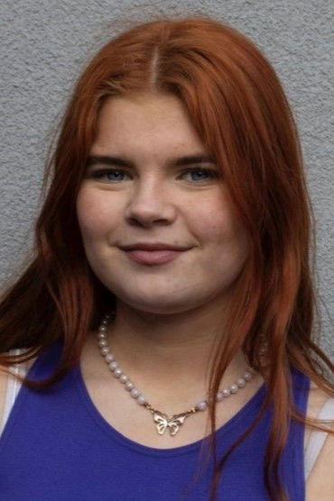 Caitlin Appleyard backdrop