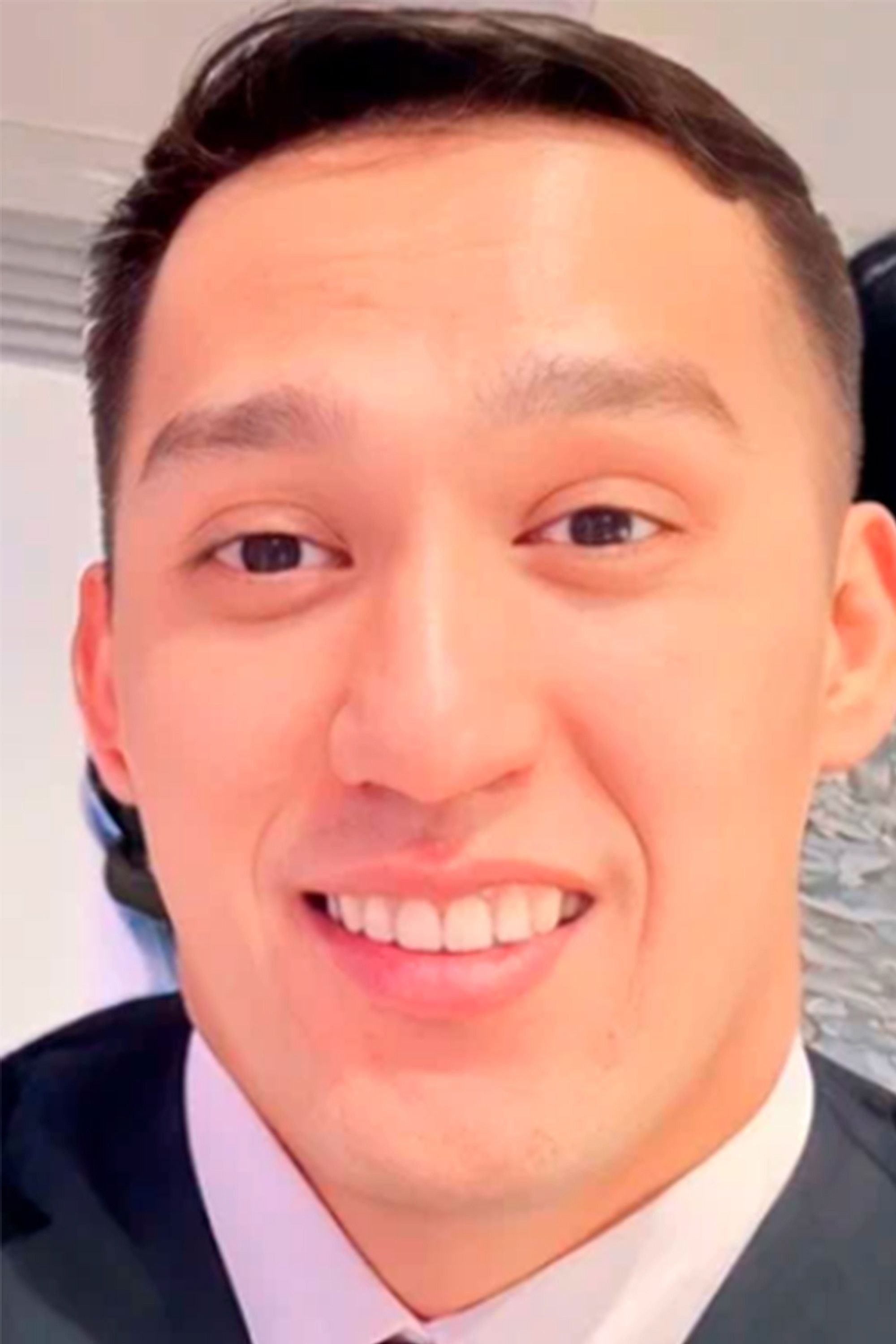 Zhasulan Ayten backdrop