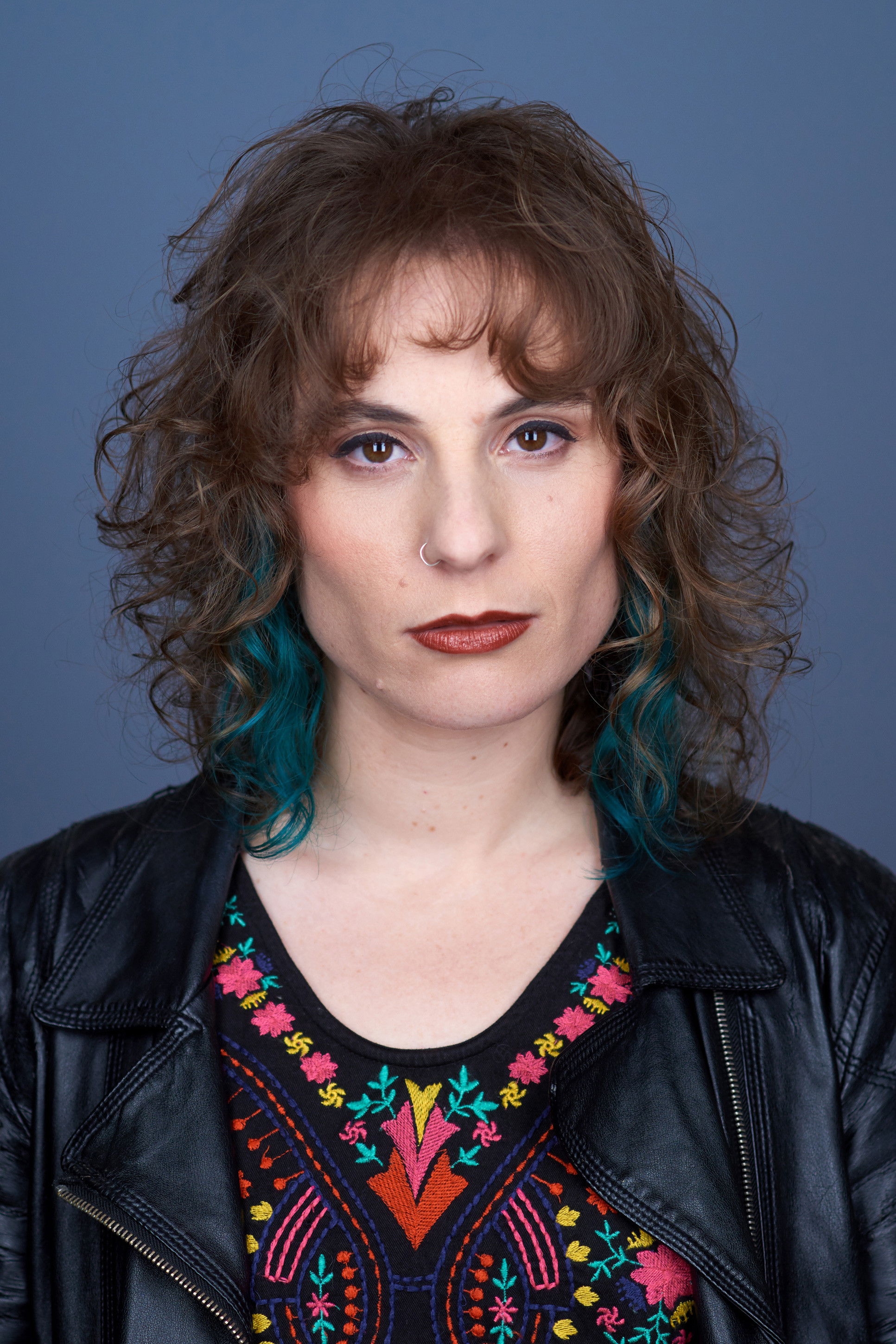 Daniela Claro backdrop