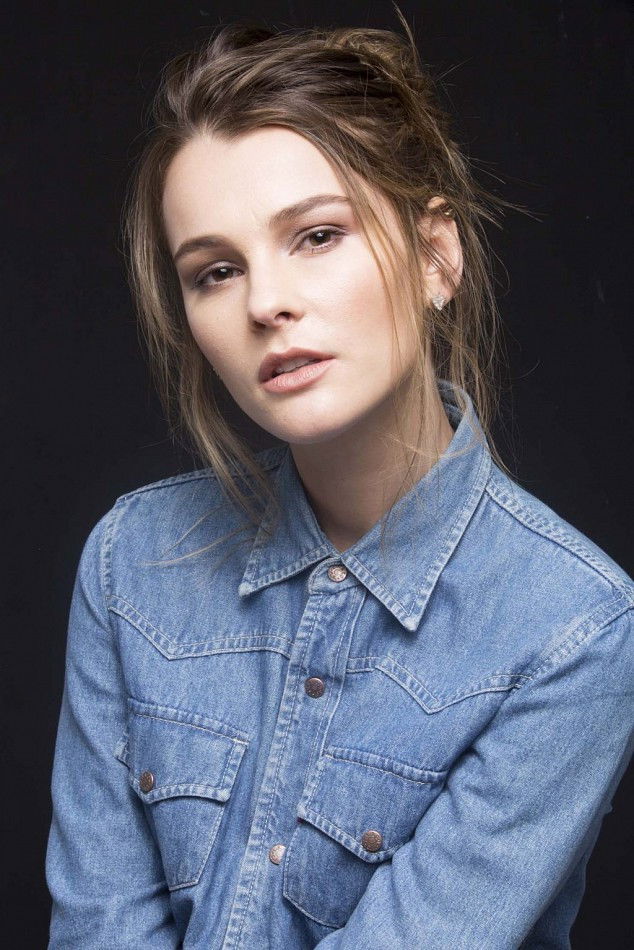 Karina Brunel backdrop