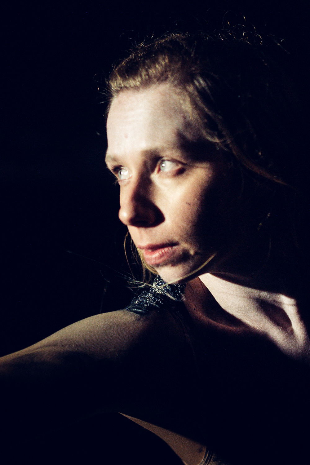 Amy Longmuir backdrop