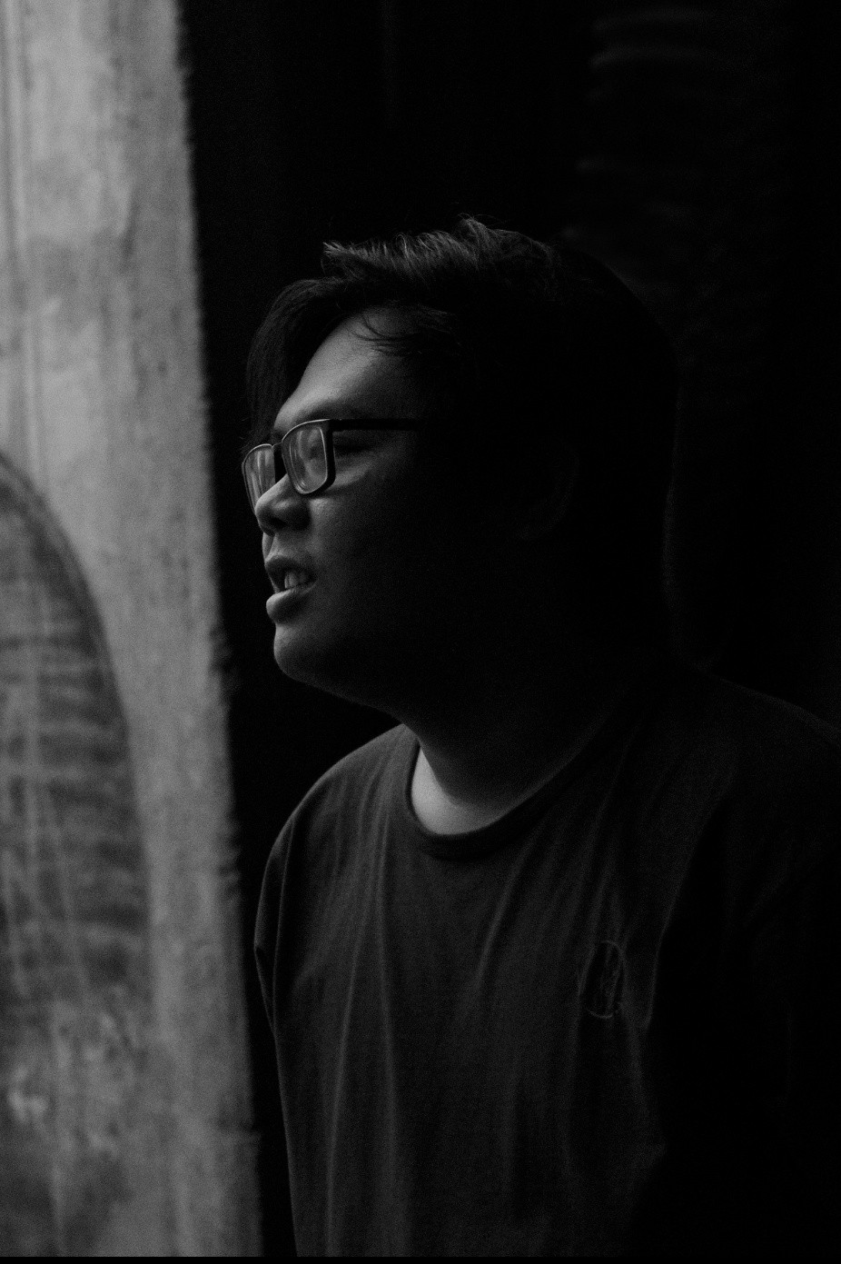 Tran Trung Hau backdrop