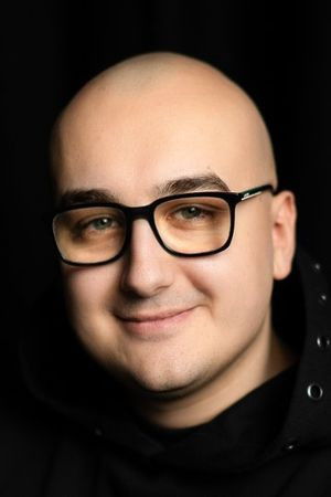 Alan Kowalczewski backdrop