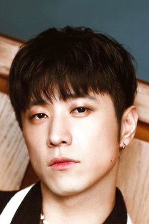 Min Il Hong backdrop