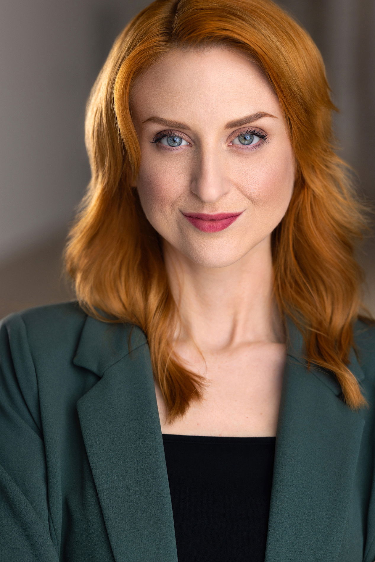 Lindsay Bytof backdrop