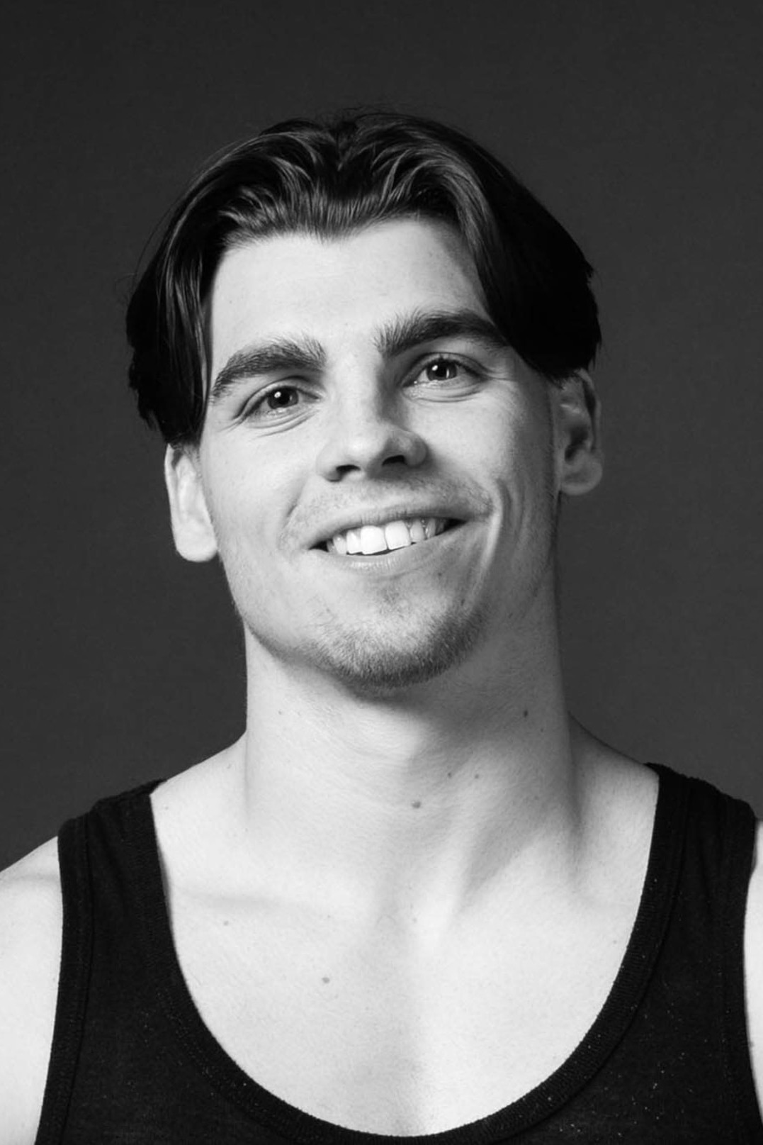 Aurélien Gay backdrop