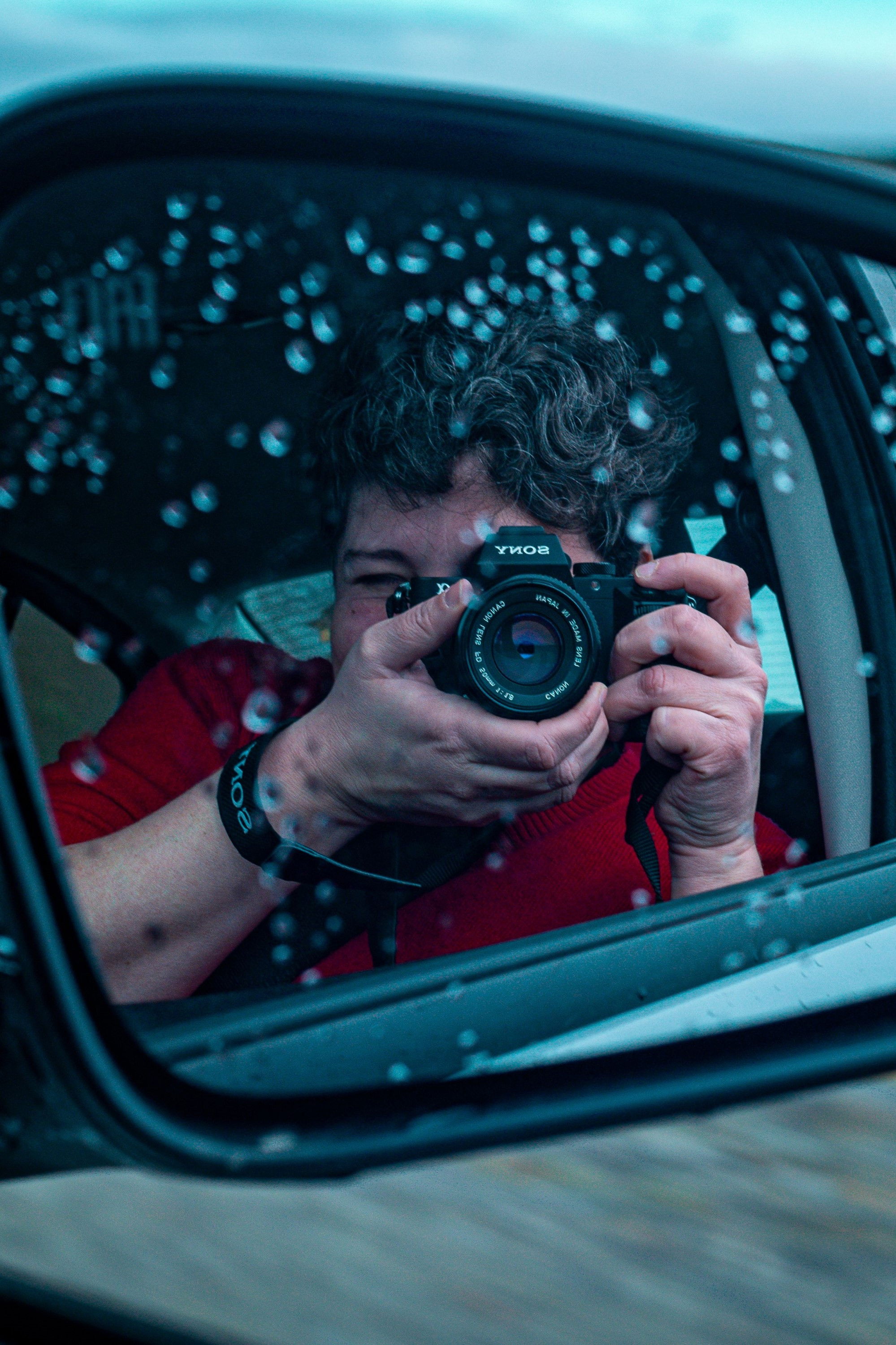 Cynthia Bonsegundo backdrop