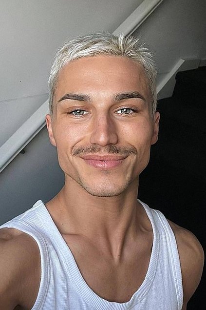 Dante Surace backdrop