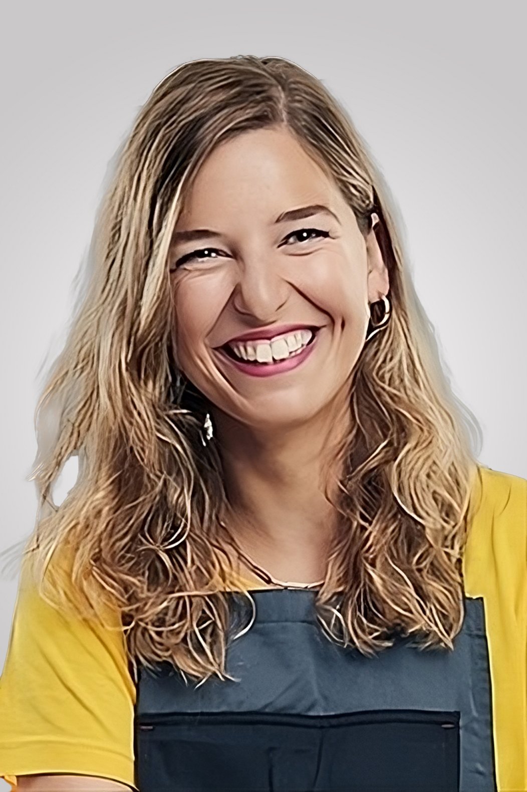 Laura Guerrero backdrop