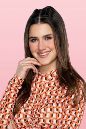 Karina Flores backdrop