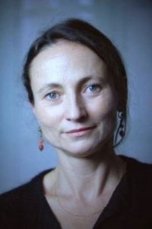 Valérie Denesle backdrop