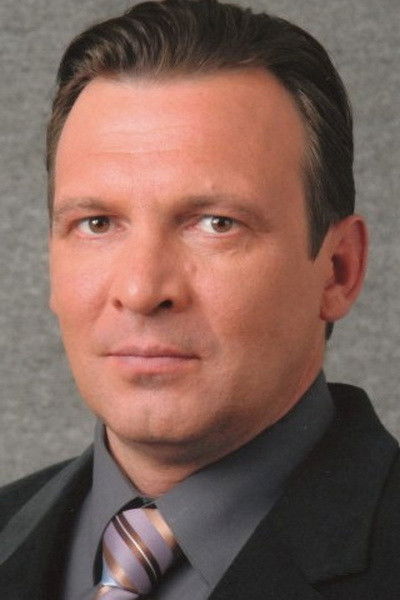 Ilya Savelyev backdrop