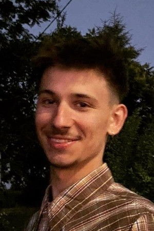 Kacper Migas backdrop