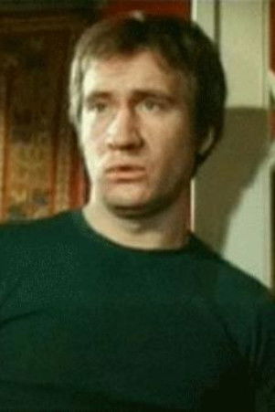 Evgeniy Pokramovich backdrop