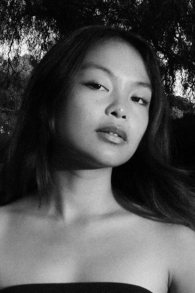 Isabel Adamos backdrop