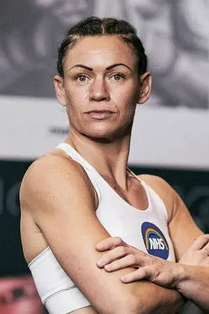 Carly Skelly backdrop