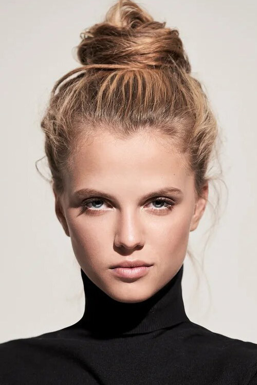 Nika Zdorik backdrop