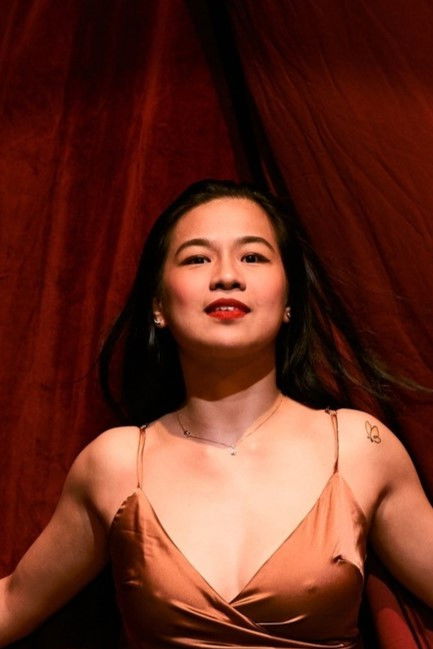 Toni Go-Yadao backdrop