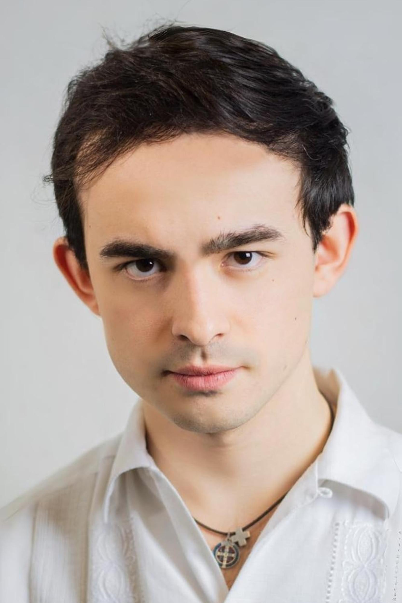 Guillermo Prieto IV backdrop