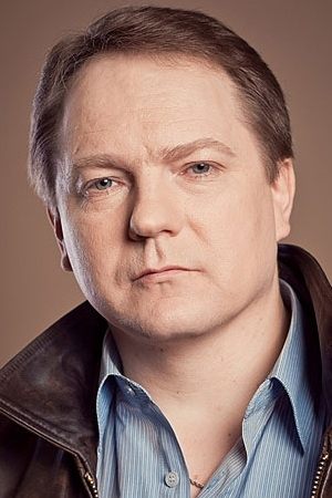 Sergey Ershov backdrop