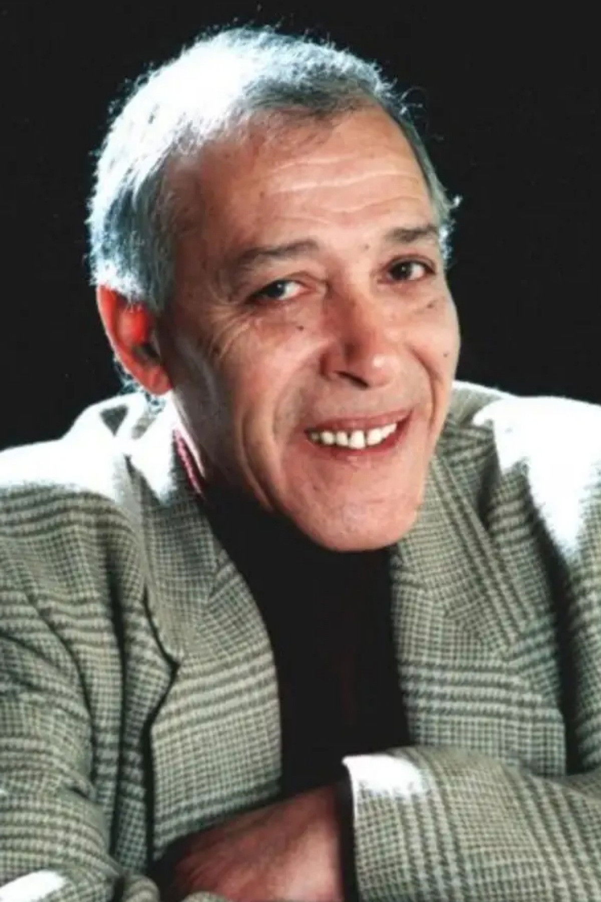 Mohamed Kaghat backdrop