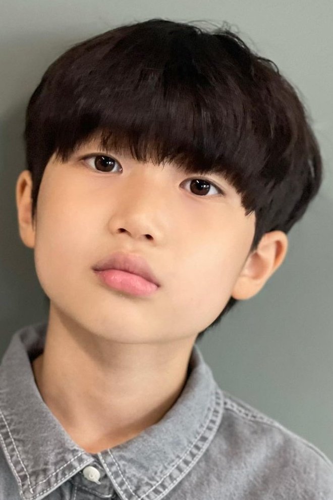 Kim Ye-gyeom backdrop